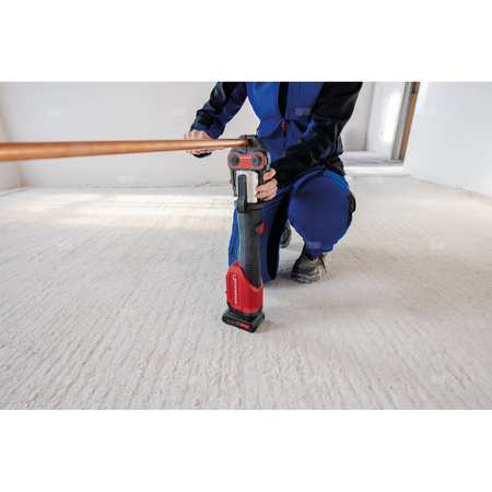 ROMAX 4000 4.0AH/18V z ładowarką + SET SV15-22-28 mm AMP