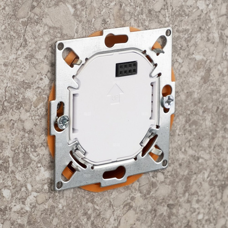 Termostat internetowy ENGO CONTROLS E55-W trój-/czteroprzewodowy 230 v biały z wyświetlaczem