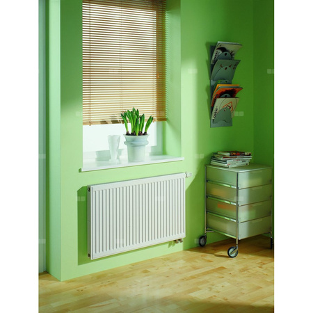 Grzejnik płytowy typ 22 KERMI X2 Profil-V, prawy, z osłonami wym. 300 x 3000 mm, kolor biały, moc 2877 W